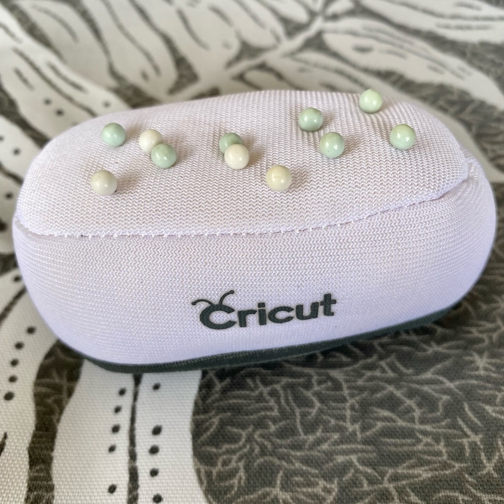 Like New Cricut Pin Cushion and Pins